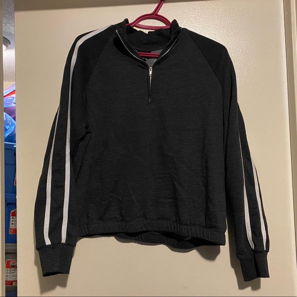 TORRID 1/2 ZIP SWEATSHIRT
